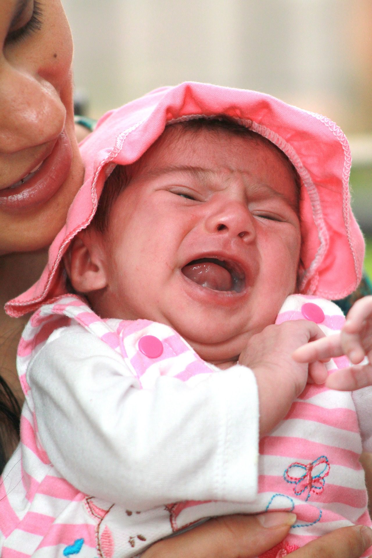 Quanto tempo leva uma mãe a responder ao choro do seu bebé?